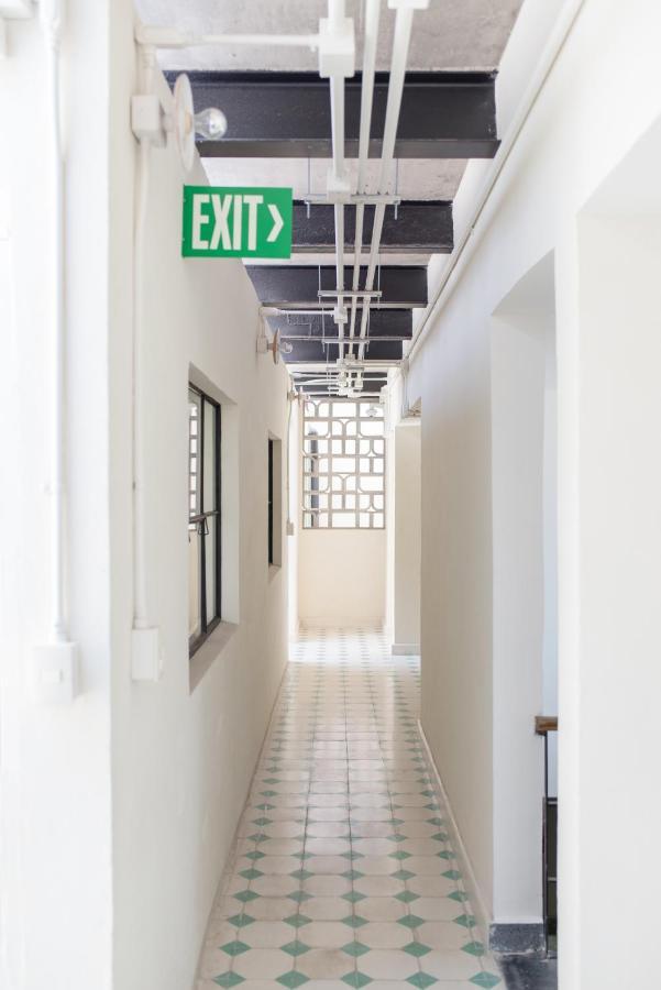 Izta Hostels เม็กซิโกซิตี้ ภายนอก รูปภาพ