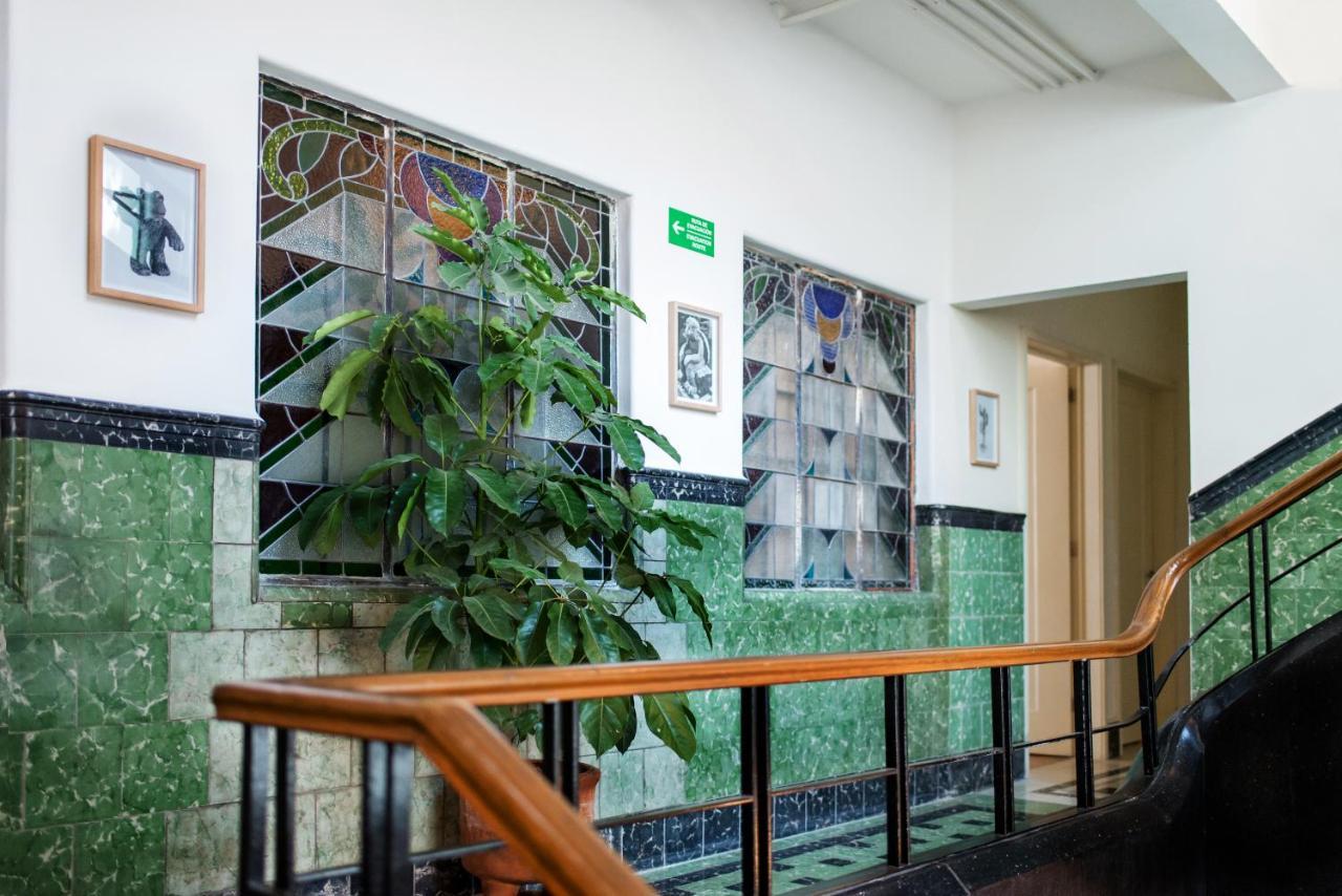 Izta Hostels เม็กซิโกซิตี้ ภายนอก รูปภาพ